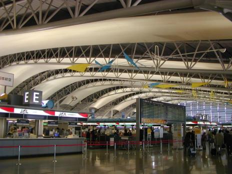 Kansai_International_Airport_Departures